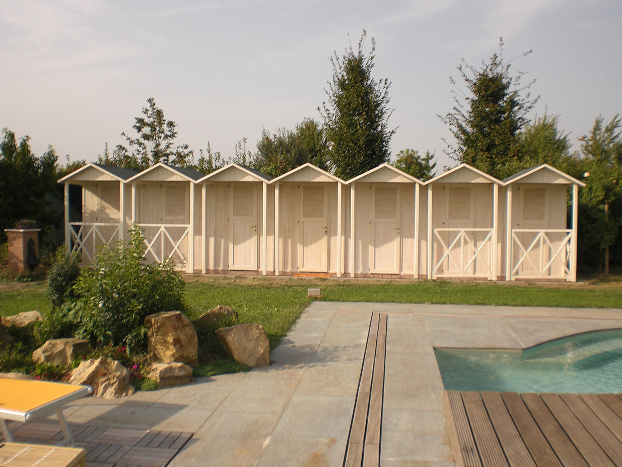 Spogliatoi e cabine doccia in legno