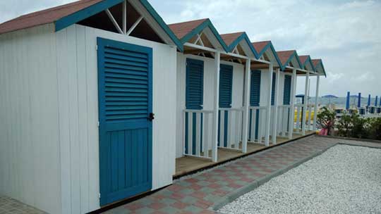 cabine in legno per stabilimenti balneari