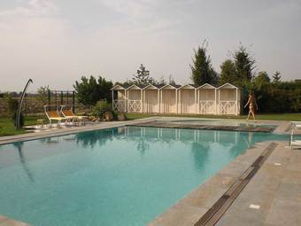 cabine in legno per piscina