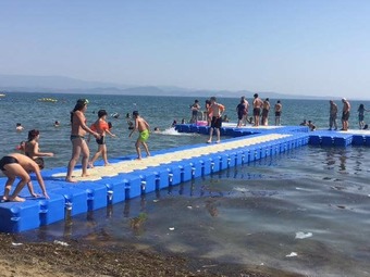 pontile galleggiante Cubedock