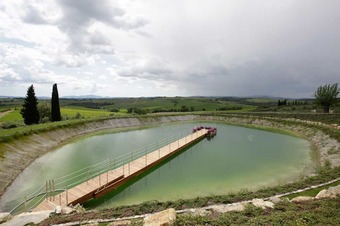 Pontile Galleggiante con Rivestimento in Teak